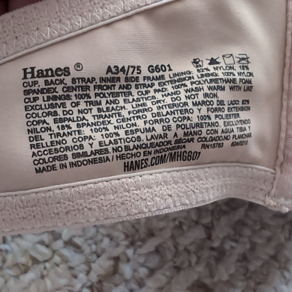 Hanes Bras 34A. Set of 3. 2 Nude /1 White. No Underwire. Very comfortable. - Picture 3 of 3